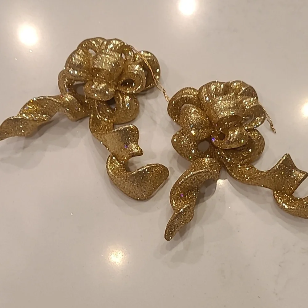 Pier 1 Imports Large Gold bows